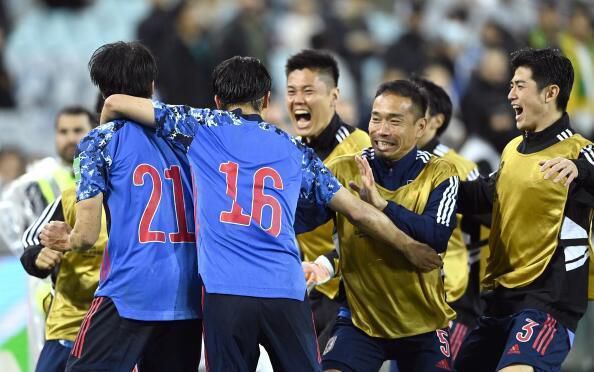 片中泪点、燃点、笑点一应俱全的丰富观感，让观众不禁感叹，;国产动画又续上了大圣的劲儿
